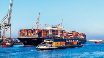 vietnams trade surplus reached us 10 billion by mid august
